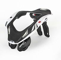 фото Защита шеи LEATT GPX 5.5 BRACE WHITE/BLACK S/M (1014020005)  1014020005