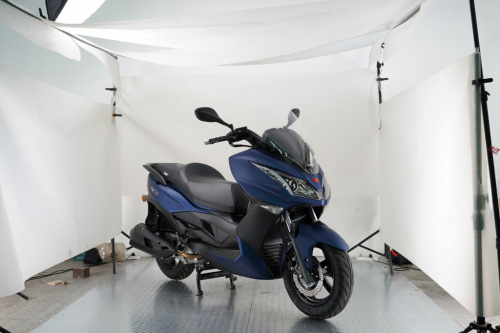 Скутер Vento Z1 - 300cc (replica Kawasaki J300) J1-White , фото 7 фото Скутер Vento Z1 - 300cc (replica Kawasaki J300) J1-White , , , фото 7
