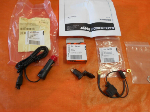 фото KTM Прикуриватель STECKDOSEN-SET SX/EXC 77211942044 77211942044 ,  , , 