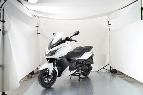 Скутер Vento Z1 - 300cc (replica Kawasaki J300) J1-White , фото 15 фото Скутер Vento Z1 - 300cc (replica Kawasaki J300) J1-White , , , фото 15